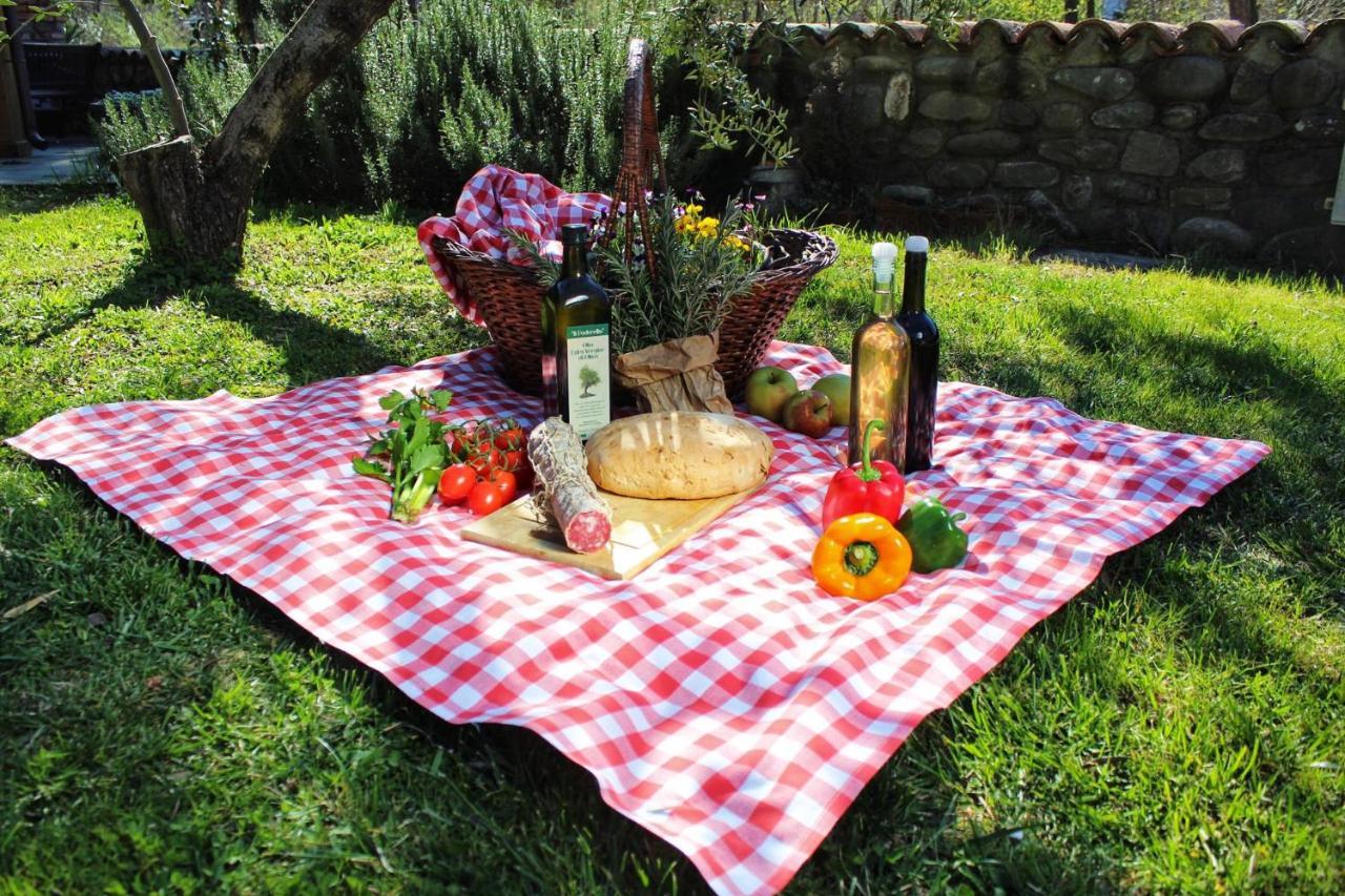 Agriturismo Il Poderetto Licciana Nardi Экстерьер фото